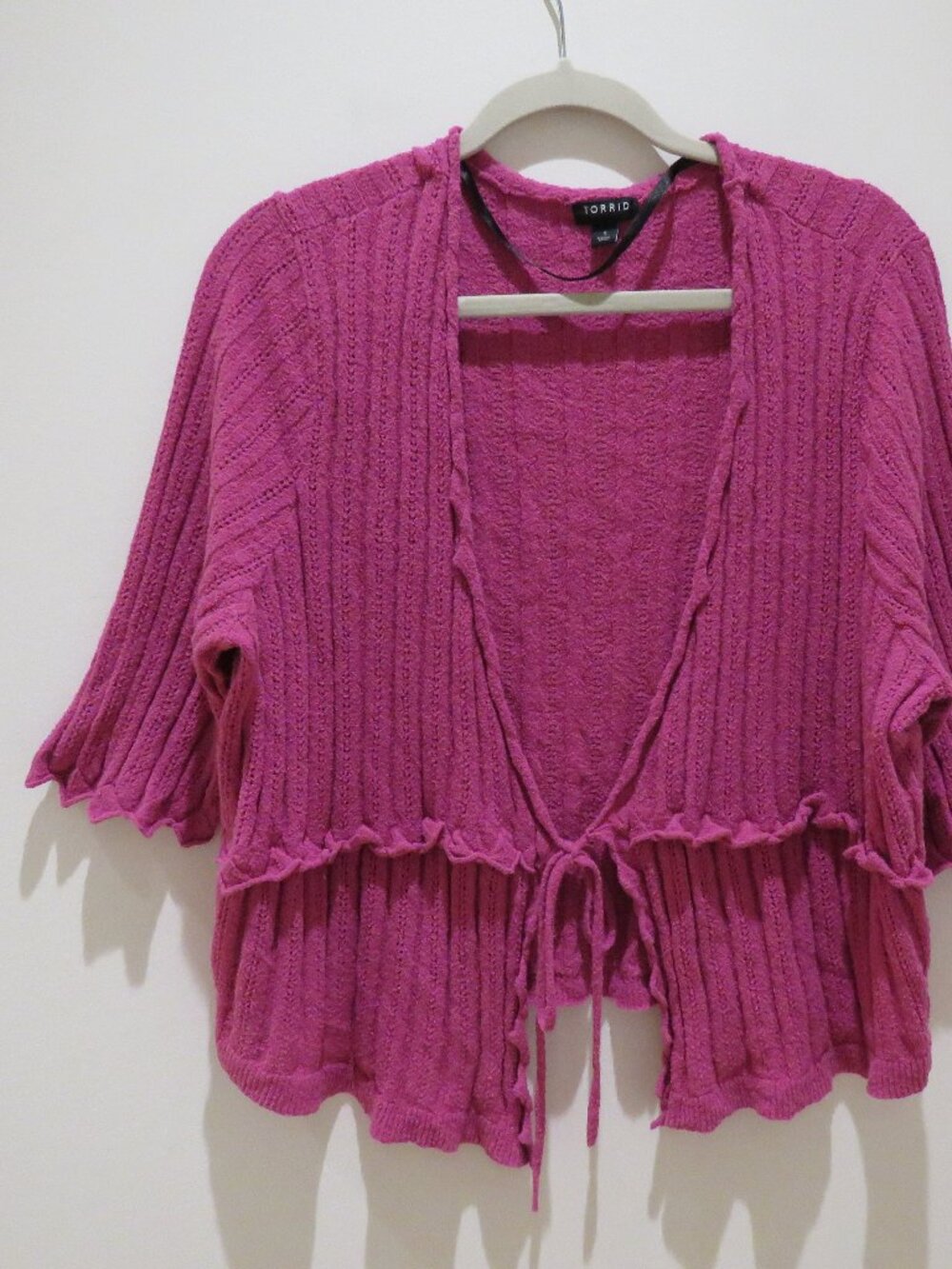 TORRID Cropped Tie-Front Shrug Cardigan Fuschia Red Marl Knit 1X Boho Plus Size - Picture 2 of 13